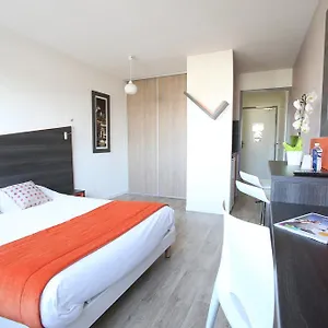 Adonis Paris Sud 3*, Шевийи-Ларю Франция