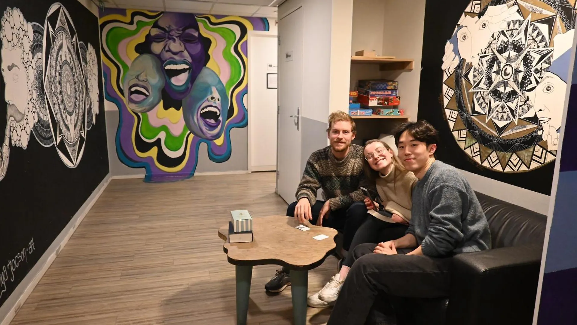 Dutchies Hostel Amsterdam