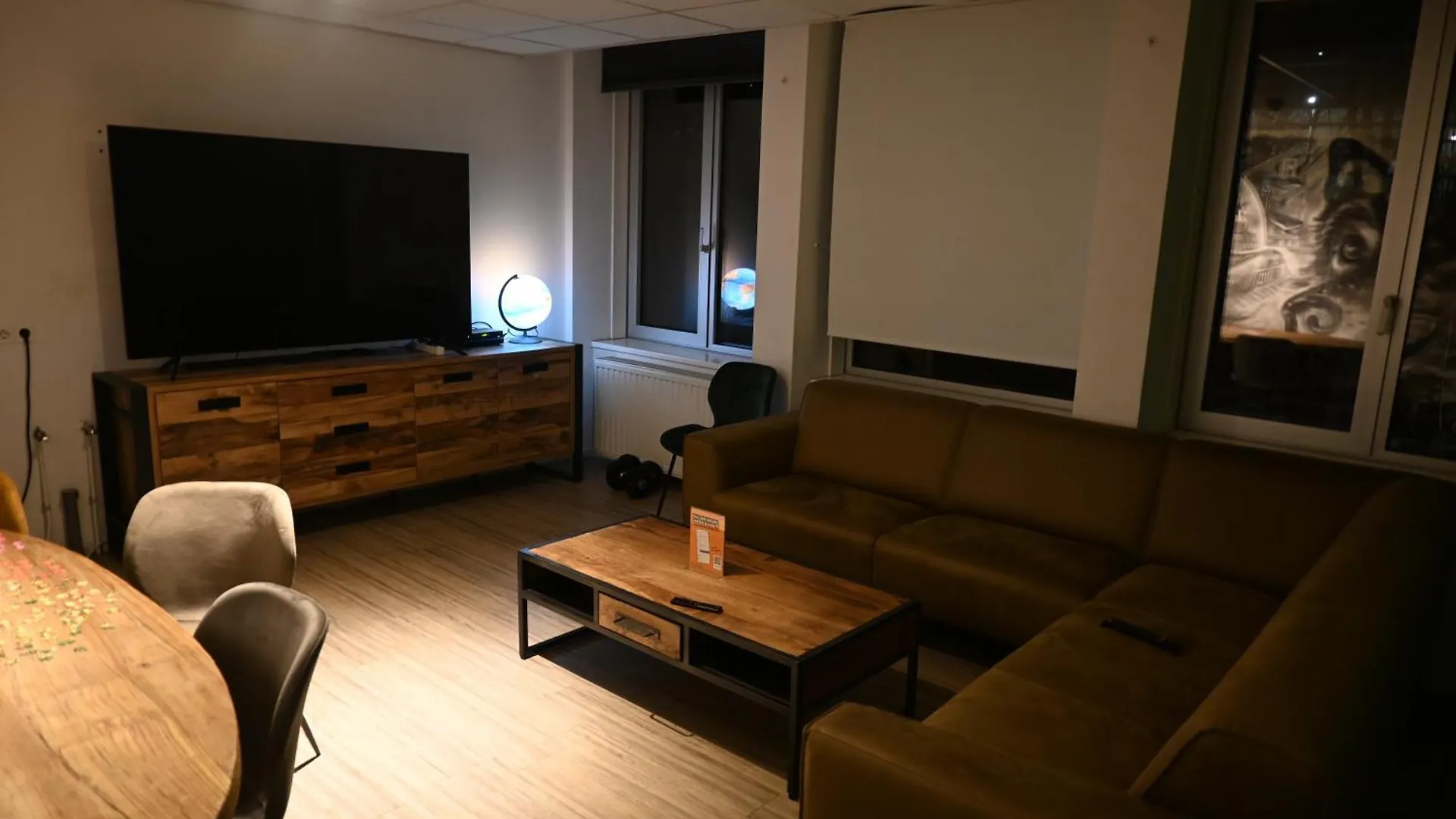 Dutchies Hostel Amsterdam